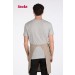 Delantal mediano con peto y bolsillos color beige